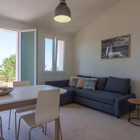 Il Sughereto In Vigna Hébergement de vacances Aglientu